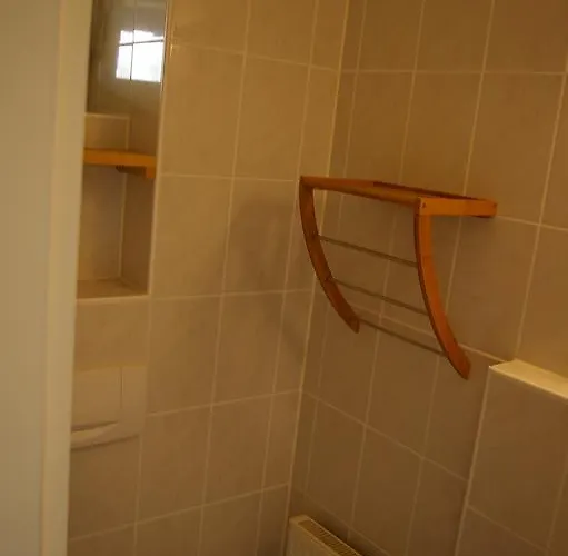 아파트 Treibgut & Surf *